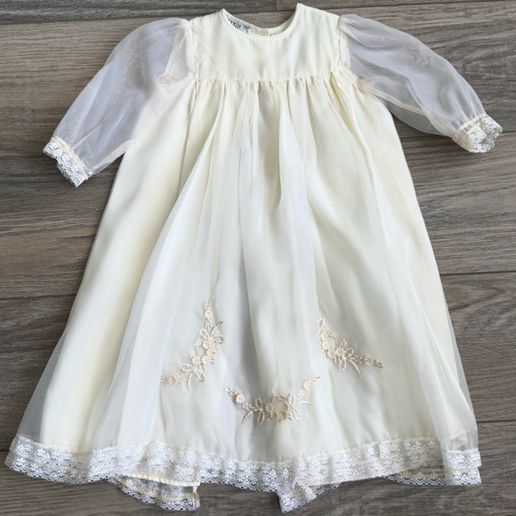 Vintage Baby/Child Baptism Christening Gown Sheer Organza Embroidery W/Shawl - Picture 2 of 16